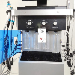 HYDRAFACIAL Veido priežiūros aparatas