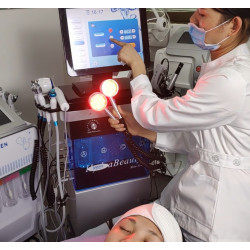 HYDRAFACIAL Veido priežiūros aparatas