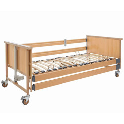 SLAUGOS LOVA DALI ECON SU ČIUŽINIU KUBA, STOVU