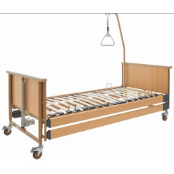 SLAUGOS LOVA DALI ECON SU ČIUŽINIU KUBA, STOVU