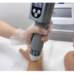 Smūginės, vibracinės bangos terapijos aparatas