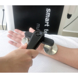 Smūginės, vibracinės, ultragarso bangos terapijos aparatas