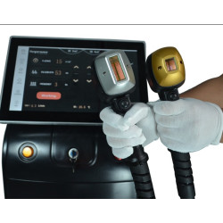 Epiliacijos Titanium diodo lazeris SHR 808 nm