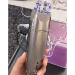 Veido odos priežiūra šviesinimas tamsių ratų odos balinimo aparatas