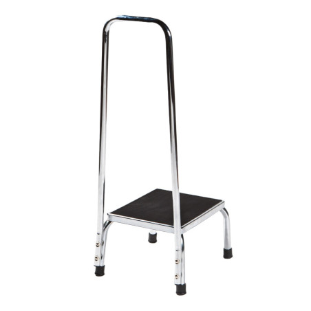 Laipteliai prie lovos su rankena