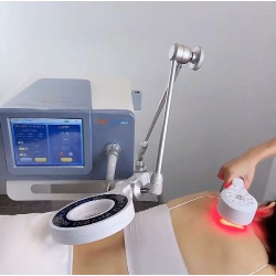 4 Tesla 3000 Hz giliai įsiskverbiantis terapinis skausmo malšinimo aparatas