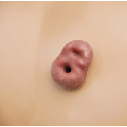 Slaugos praktikos manekenas su kateterizacijos funkcija